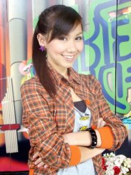 เบลล์ 03.jpg