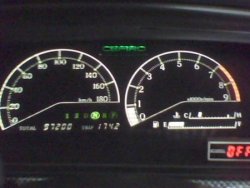 mi Y32-3.jpg